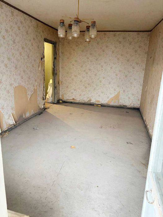 Продаю 2к.квартиру на Намиві.ц6