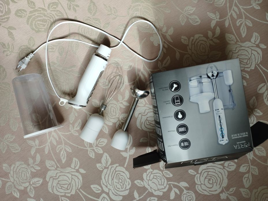 Блендер Mirta BL-2675W, 700Вт