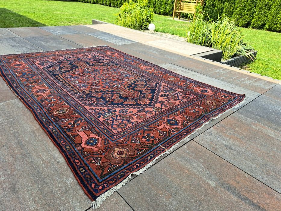 Hamadan z duszą Persji – ręcznie tkany wełniany  irański dywan vintage z lat 50./60. 137x210cm