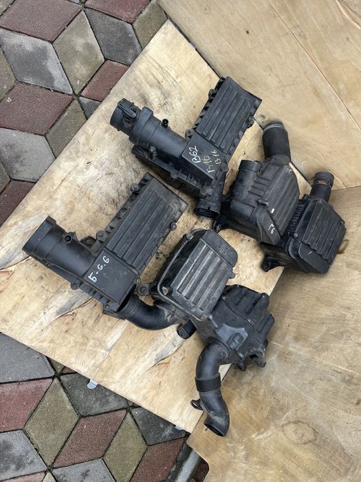 Корпус повітряного фільтра VW Passat B6 Golf 5-6 Jetta 5 Caddy Touran