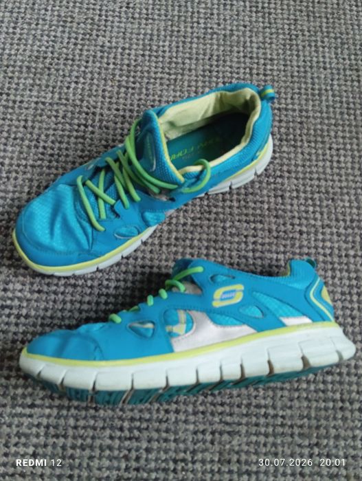 Buty damskie Skechers Summits Suited r. 39