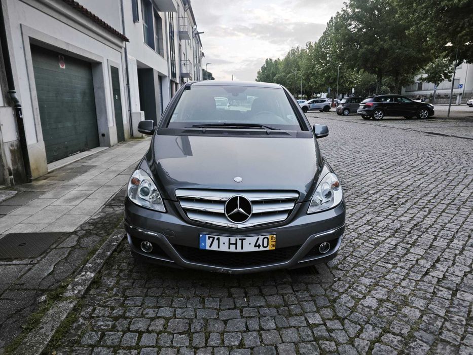Mercedes B180 CDI 2009 121k-km em óptimo estado