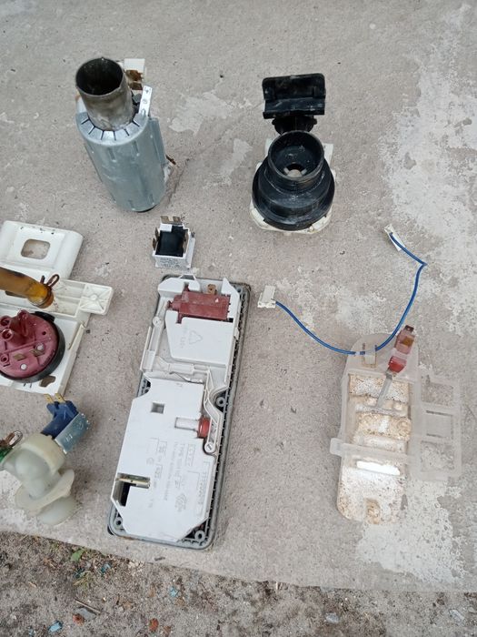 Посудомийна машина ELECTROLUX