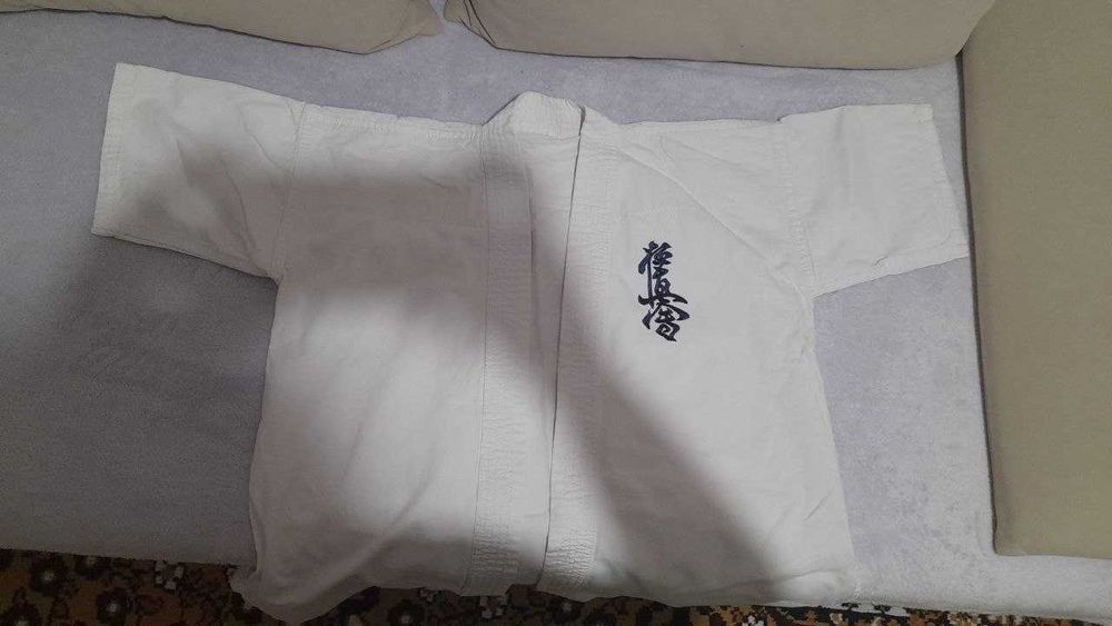 Кімоно для єдиноборств