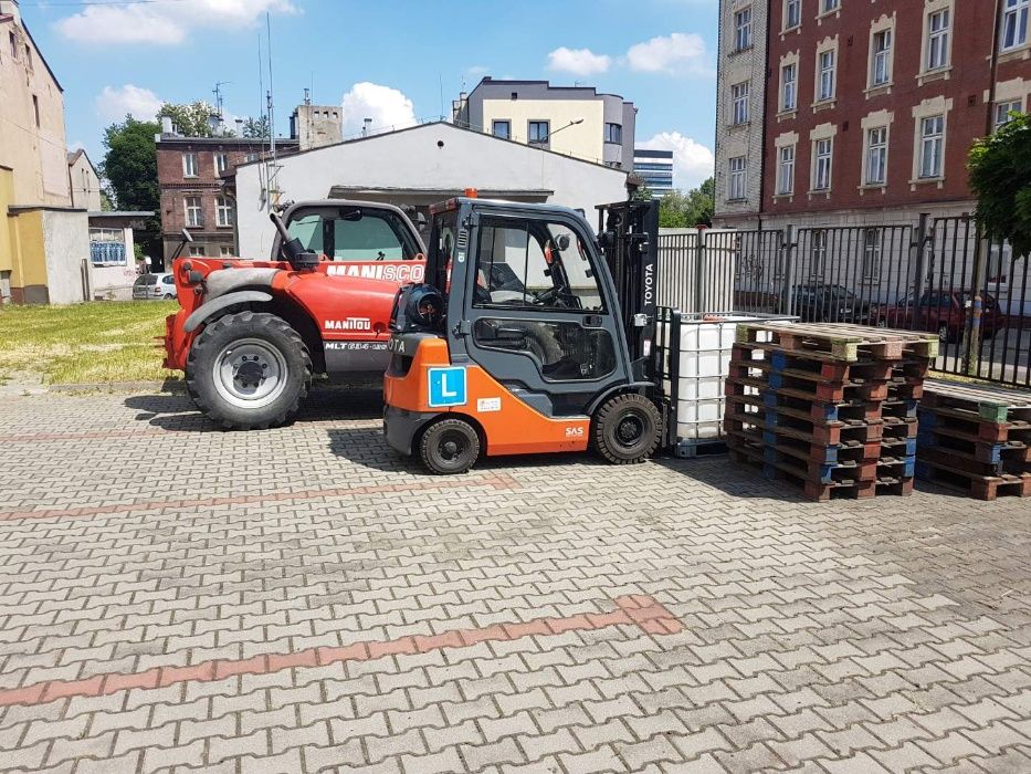 Kurs na wózki widłowe UDT Katowice - tylko 449 zł!