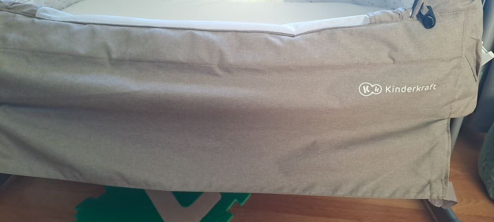 Kinderkraft cama co-sleeping next to me