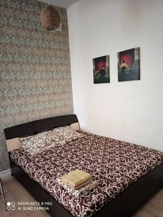 Подобово /погодинно свою квартиру біля метро в Індустріальному районі