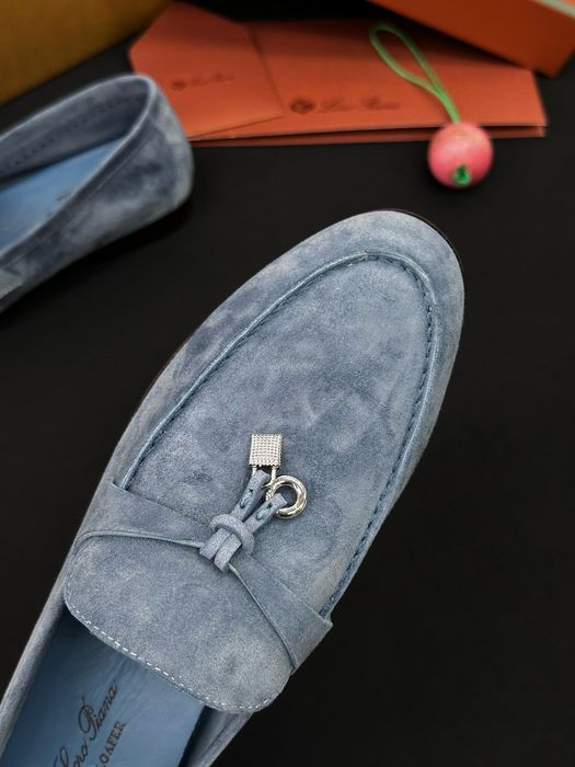 Жіночі лофери Loro Piana,  37 розмір
