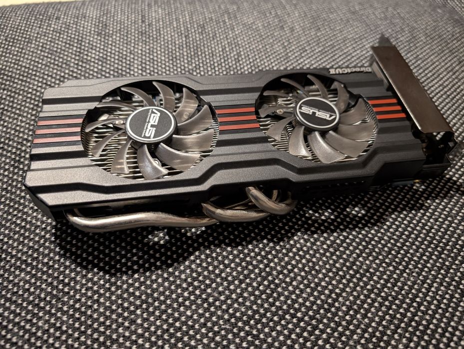 Asus GeForce GTX 660, 2GB GDDR5 (192 Bit), HDMI, DP