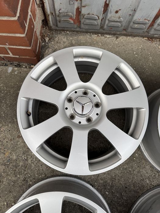 Диски R17 5 112 Mercedes Мерседес A B C клас GLA GLB GLK Віто вито Vito Viano X204 X247 X156 W212 C207 C117 C118 W204 W205 W245 W246 W247 W169 W177