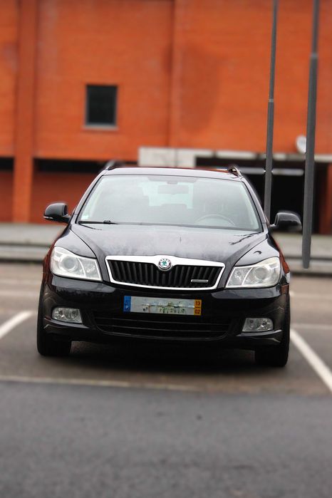 Skoda Octavia Break 1.6 TDI Ano 2013