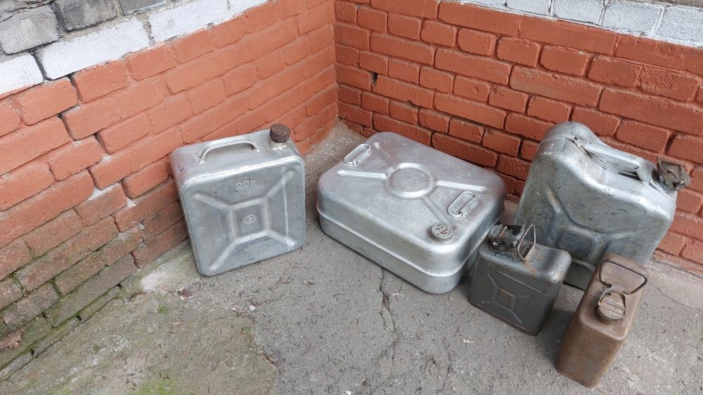 Продам канистри советского времени.