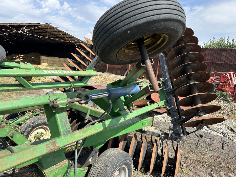 Дискова борона John Deere 630