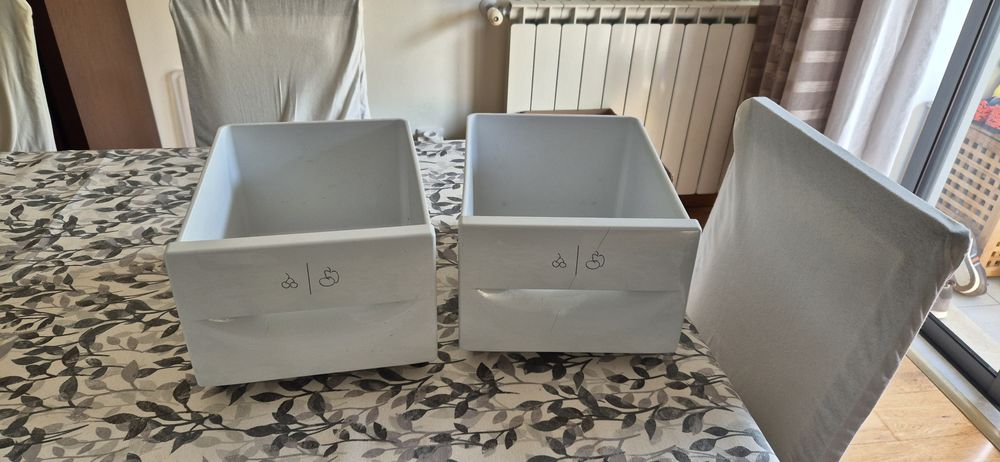 Várias peças para Frigorífico Indensit e  Ariston BCS 311 Encastre