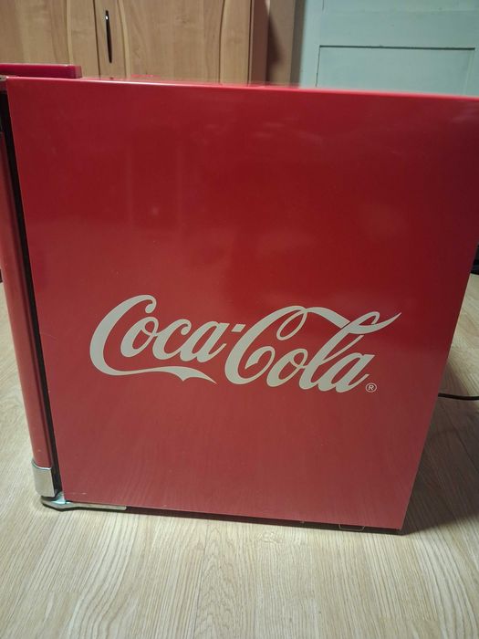 Lodówka coca-cola