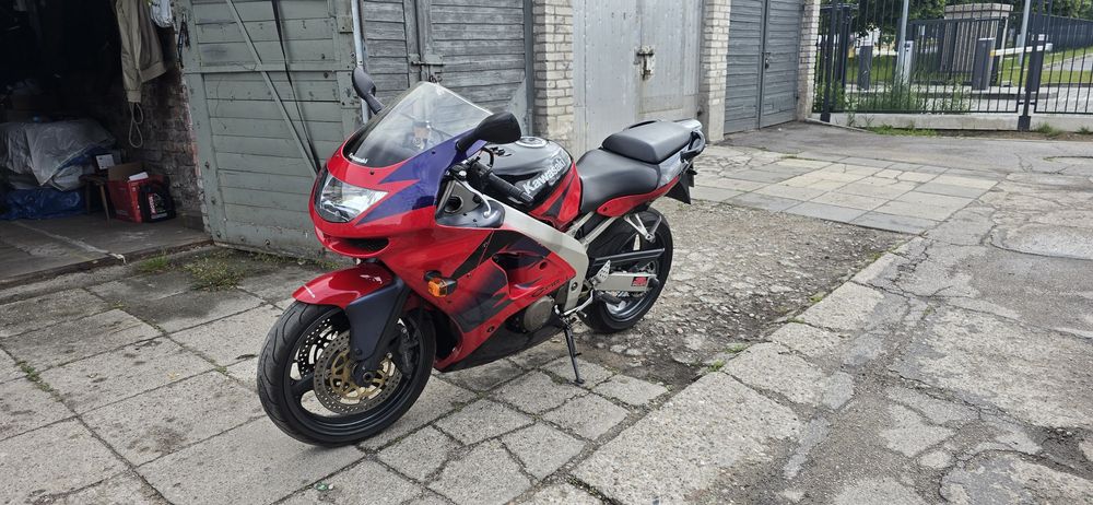 Kawasaki ninja zx6r
