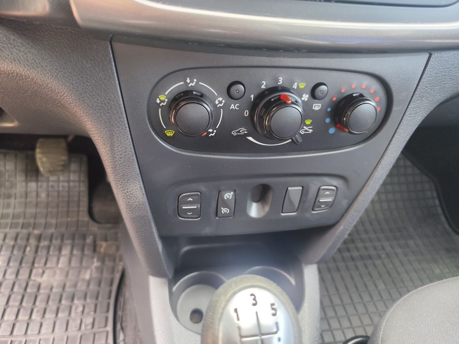 Dacia Sandero stepway 2014