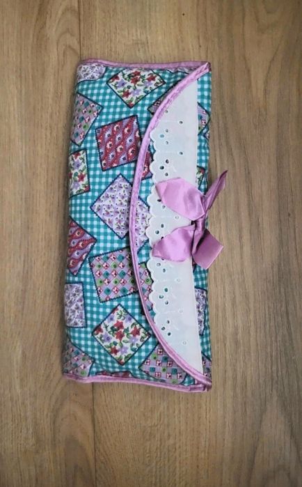 Chinelo de quarto com bolsa