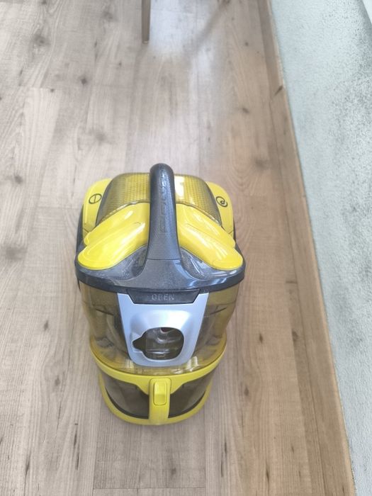 Aspirador Rowenta Silence force