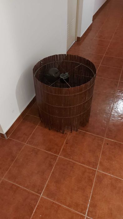 Vende- se Caendeiro  Grande de BamBu