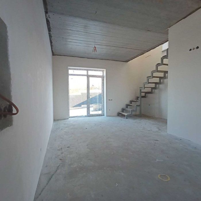 Продаж чистового дуплексу 80 кв.м.