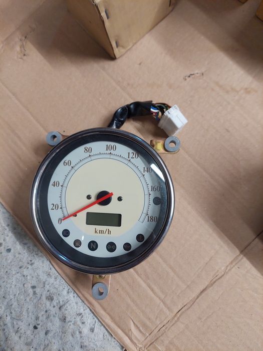 Licznik Yamaha Kawasaki honda w 650 suzuki gs 500