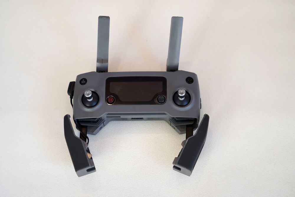 DJI Mavic 2 Pro Fly More Combo plus liczne aksesoria