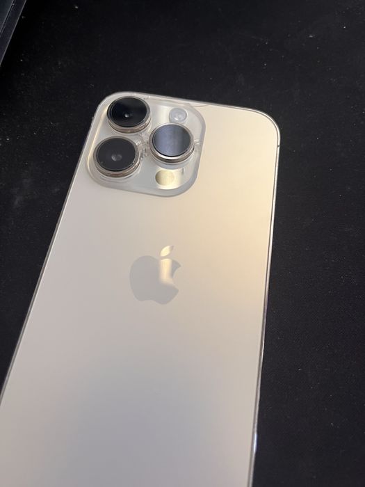 Iphone 14 pro gold