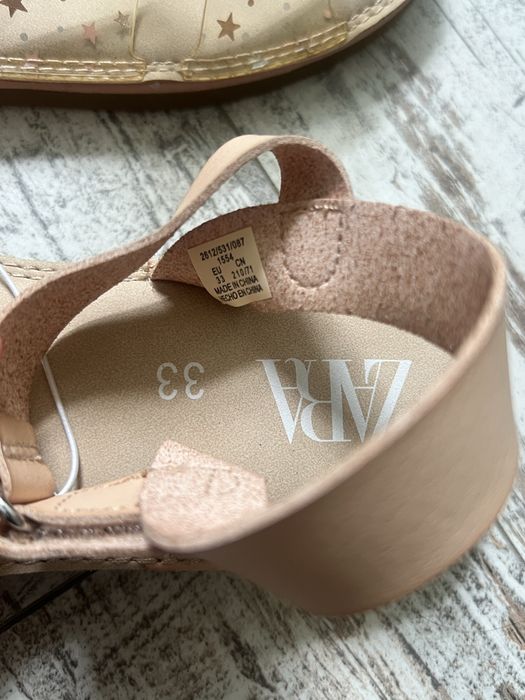 Босоніжки Zara 33 розмір