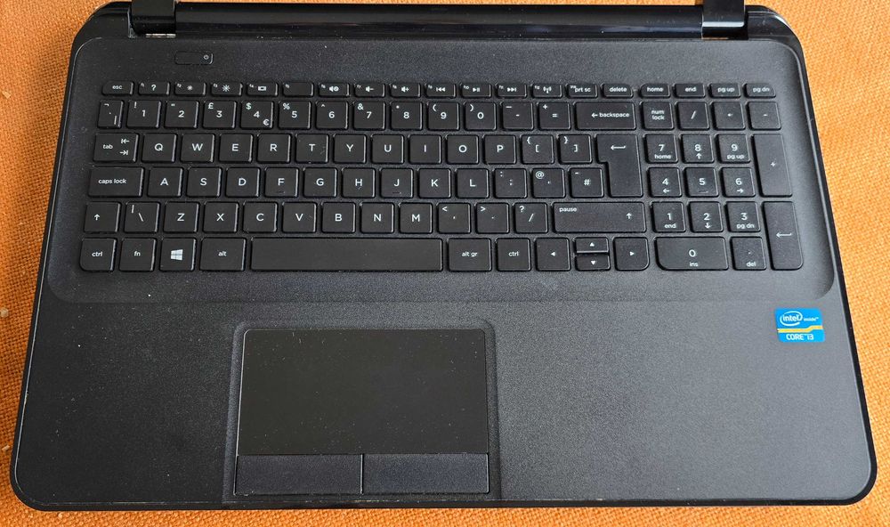 HP 250 i3 4GB Ram 250HDD laptop