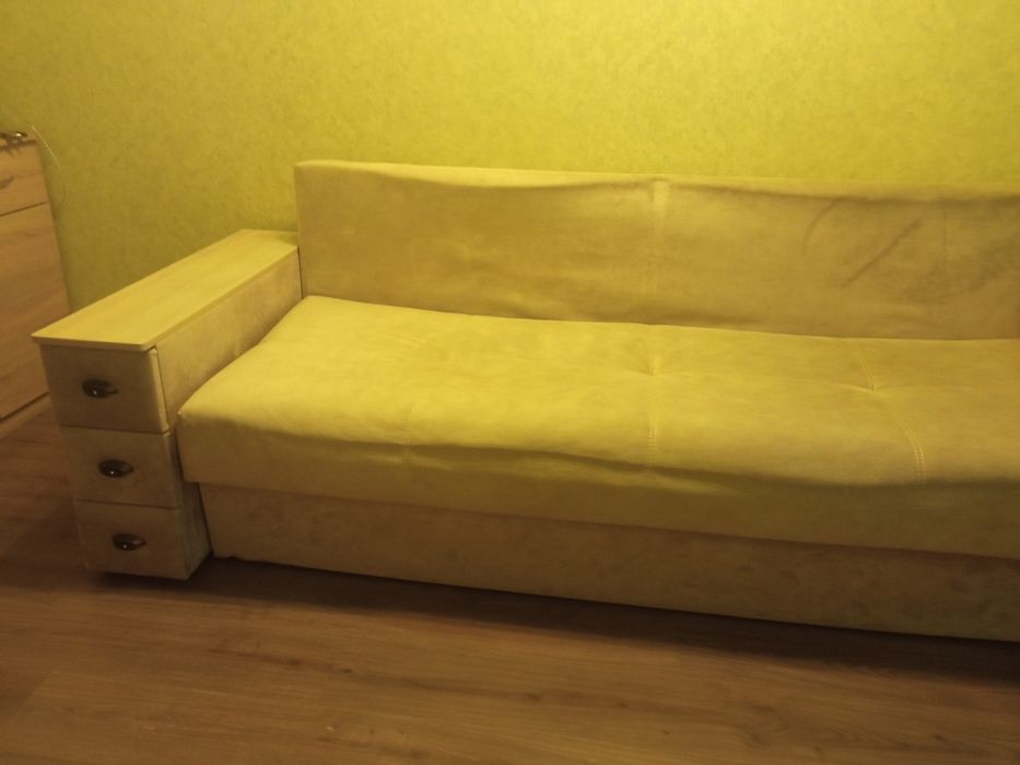 Продам большой диван