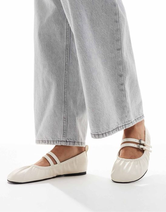 Балетки stradivarius