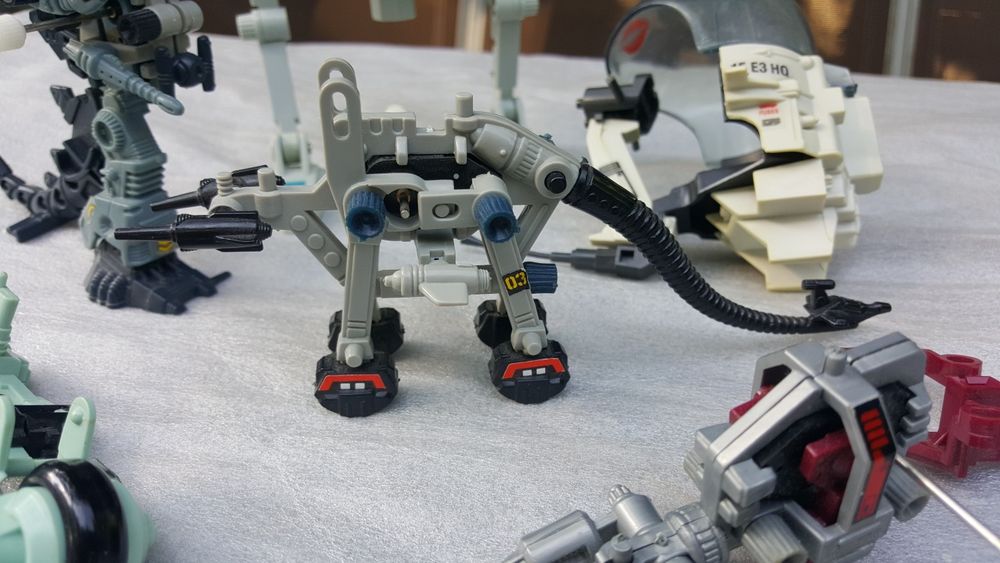 Zabawka pojazdy robot Star Wars TOMY HASBRO Spacelink lego statki