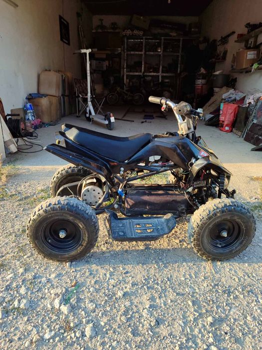 Квадроцикл дитячий електро