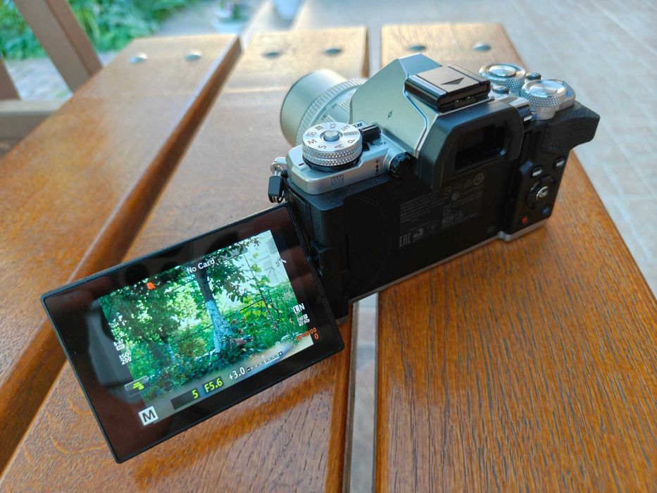 olympus omd em5 - купить цифровые фотоаппараты - Цена на OLX.ua
