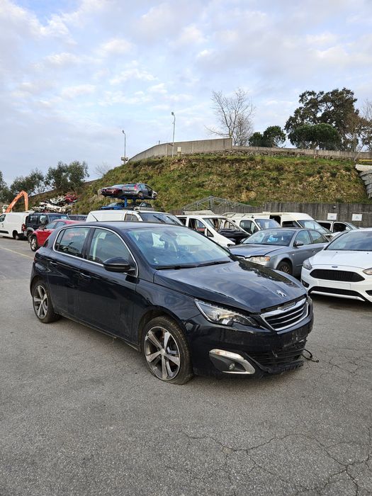 Peugeot 308 II 1.6 BlueHDi de 2016 para peças