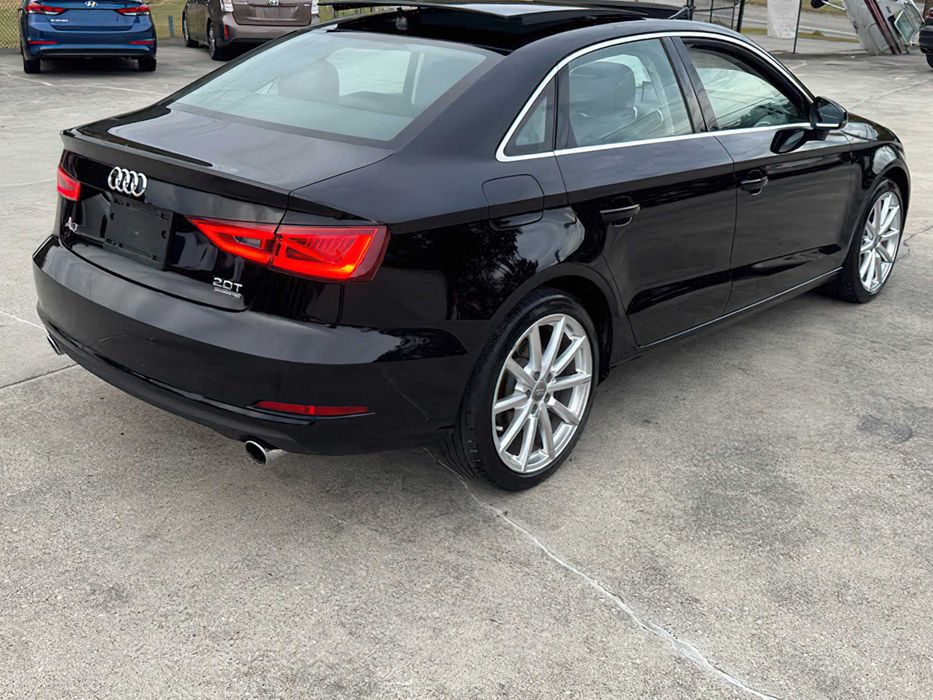 Audi A3      2015