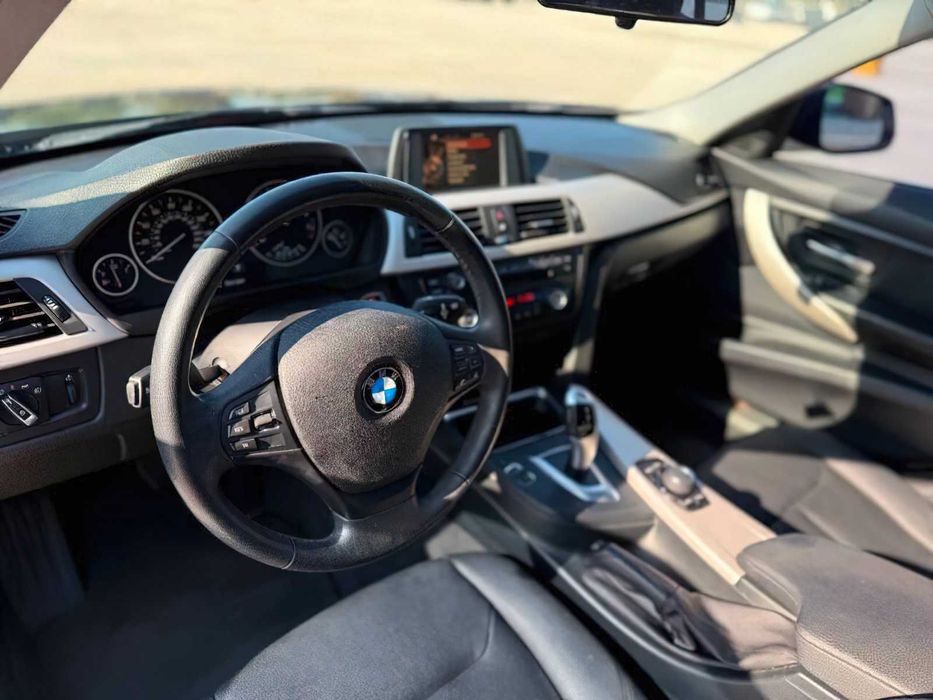 BMW 3 Series 320i xDrive      2015