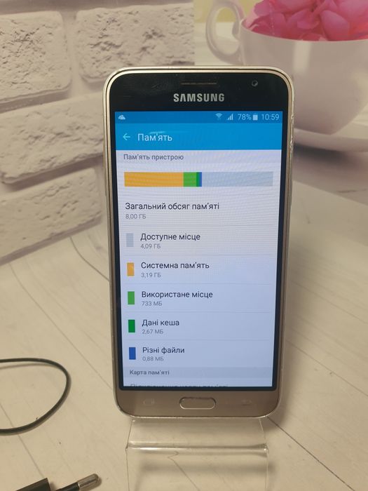 Смартфон Galaxy j3 (2016) 1/8gb