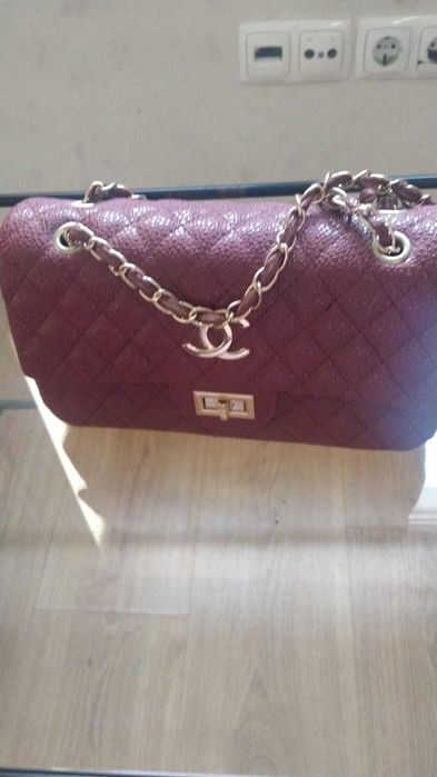 Bolças novas de estoque