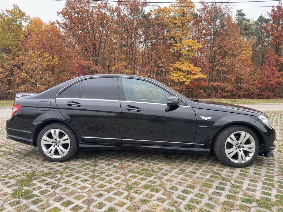 Mercedes-Benz  w204