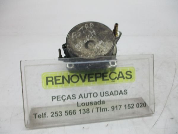 Depressor dos travões / bomba de vácuo OPEL Astra H Hatchback (L48)