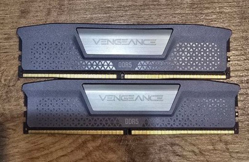 DDR5 32GB,  6000 MHz Corsar  Vengeance
