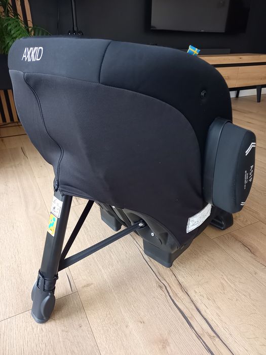 Axkid Move | GRATISY! | Fotelik samochodowy 9-25kg | Czarny