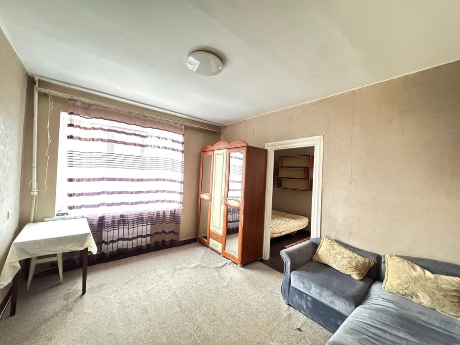 Продаж 2 кімнатної квартири в у зручній локації