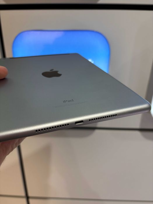 Apple iPad 6 32GB Space Gray Wi-Fi + 4G/LTE (Sim) Батарея 95%