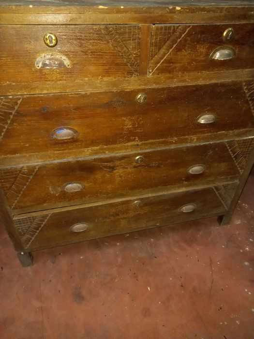 DESCIDA de preço CÓMODA antiga para restauro, BAIXA de preço