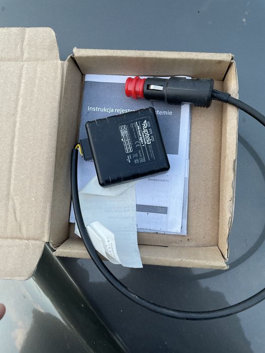 Продам GPS-трекер FM-Eco4 light+T