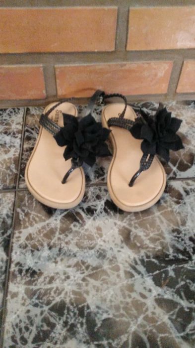 8 Calçados em bom estado TAM 37/38