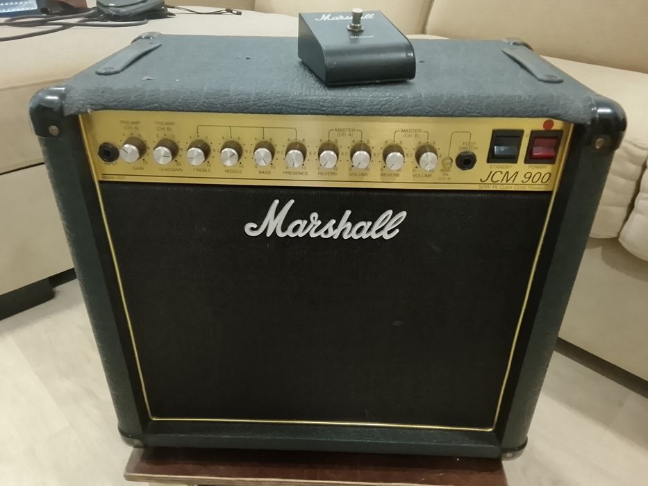 Marshall JCM900 dual reverb